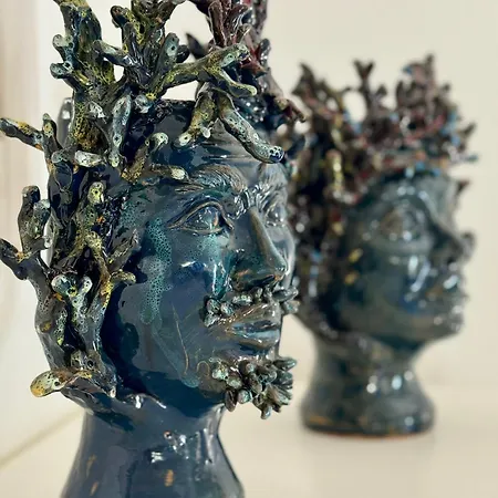 Appartement Stylish Steps From The