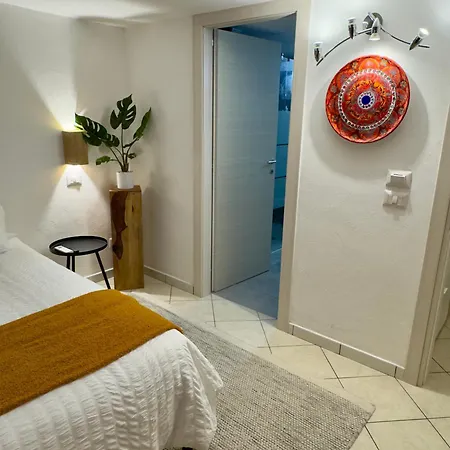 Stylish Steps From The Appartement *