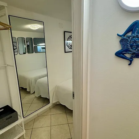 Stylish Steps From The Appartement *